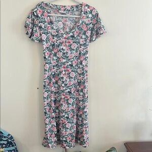 Vintage 1946 Women's White and Pink Dress